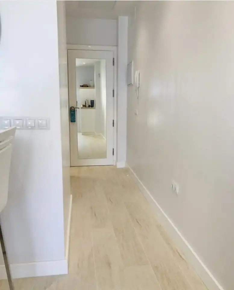 Study for rent in Las Palmas de Gran Canaria  with Air Conditioner, Terrace and Furnished