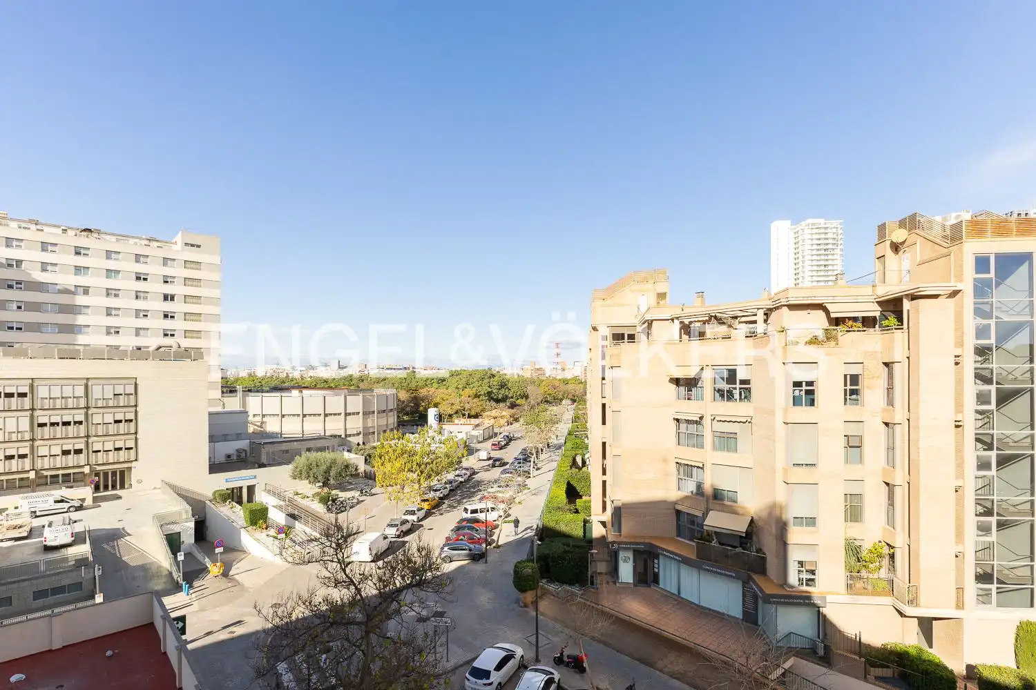 Vista exterior de Ático en venta en Valencia con Aire acondicionado, Calefacción y Terraza