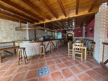 Business premises for sale in Calle San Pedro 49