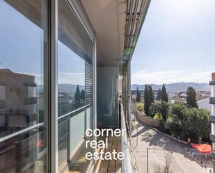 Exterior view of Flat for sale in Sant Cugat del Vallès  with Air Conditioner, Heating and Private garden