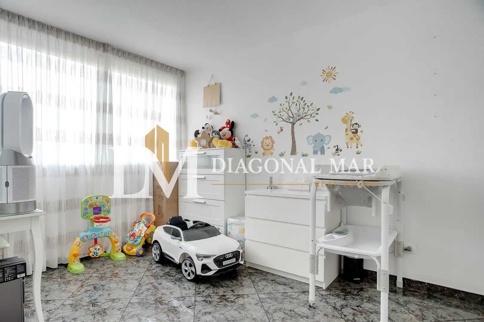 Dormitori de Dúplex en venda en Barcelona amb Aire condicionat i Balcó