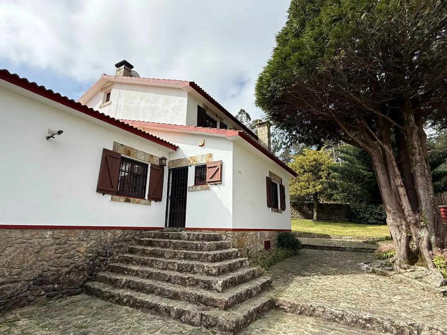 Vista exterior de Casa o chalet en venta en Muxía con Calefacción y Jardín privado