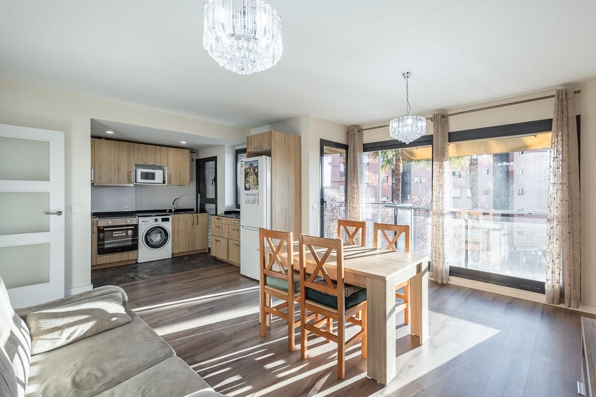 Küche von Wohnung zum Verkauf in  Granada Capital mit Heizung, Terrasse und Abstellraum