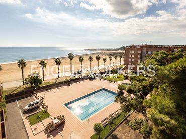 Penthouse mit Aufzug zum Verkauf in Platja de la Paella