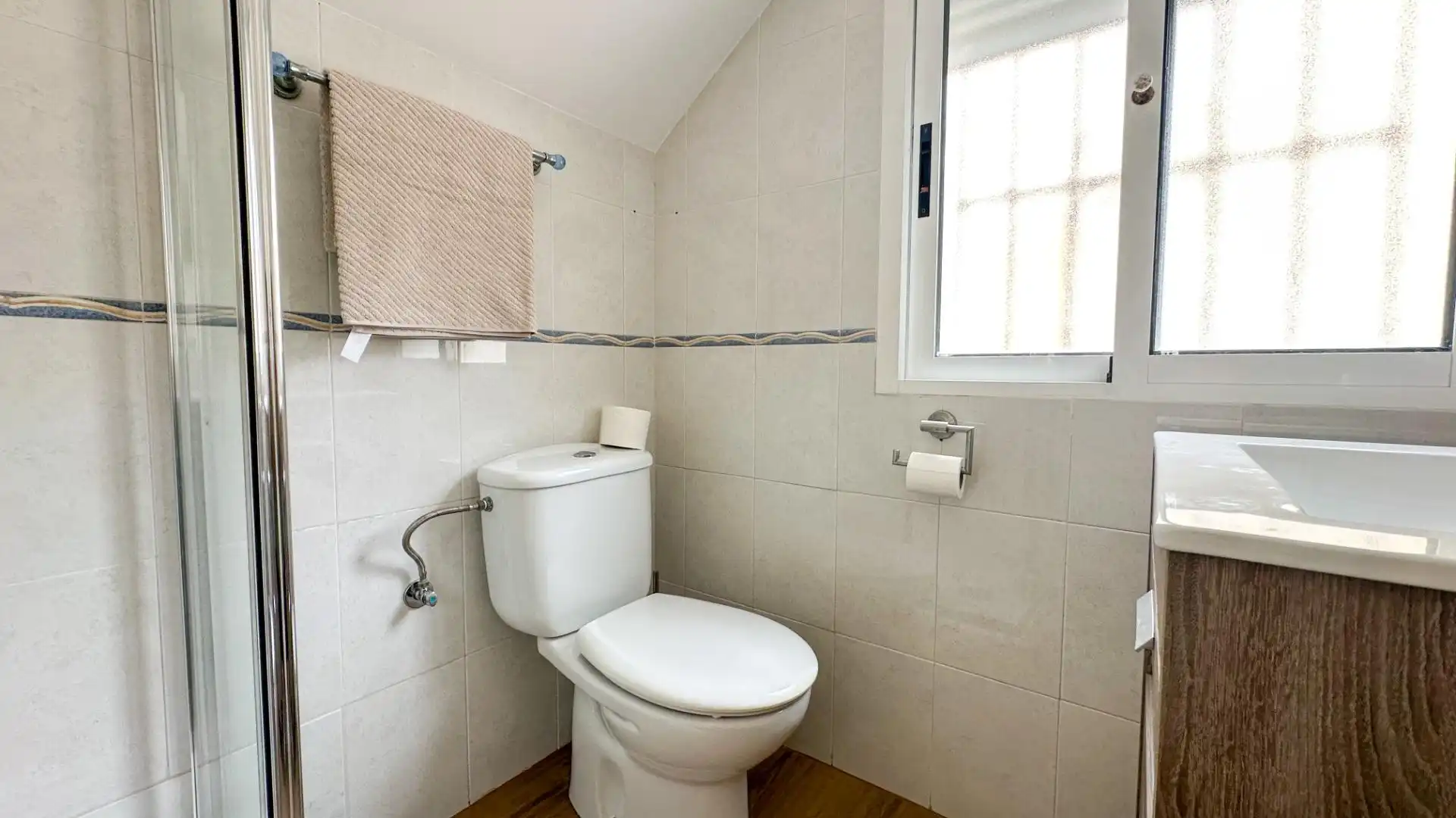 Baño de Dúplex en venta en San Miguel de Salinas