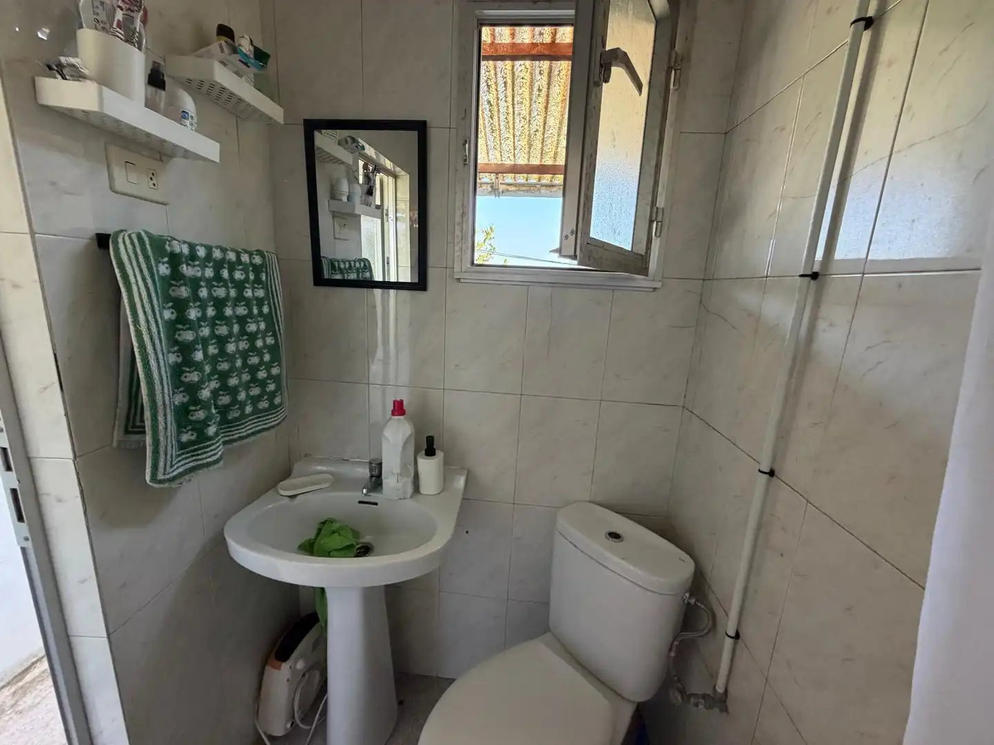 Bathroom of Detached homes for sale in A Cañiza    with Private garden and Furnished