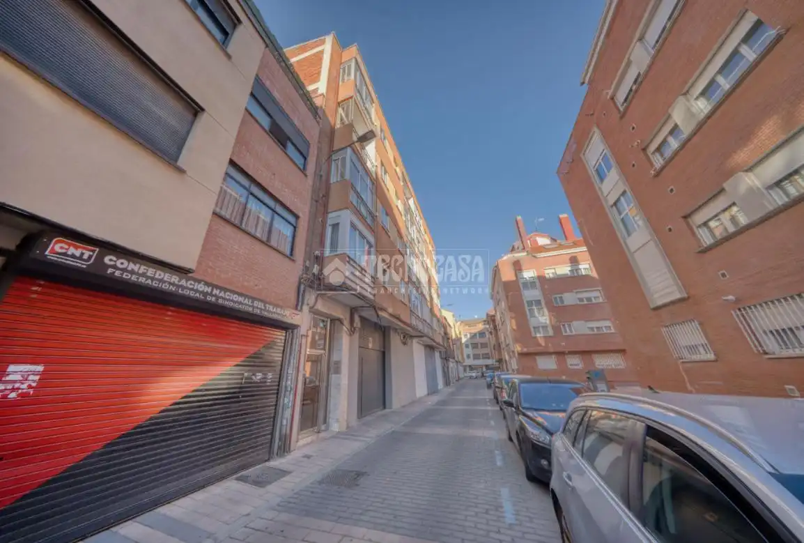 Exterior view of Buildings for sale in Valladolid