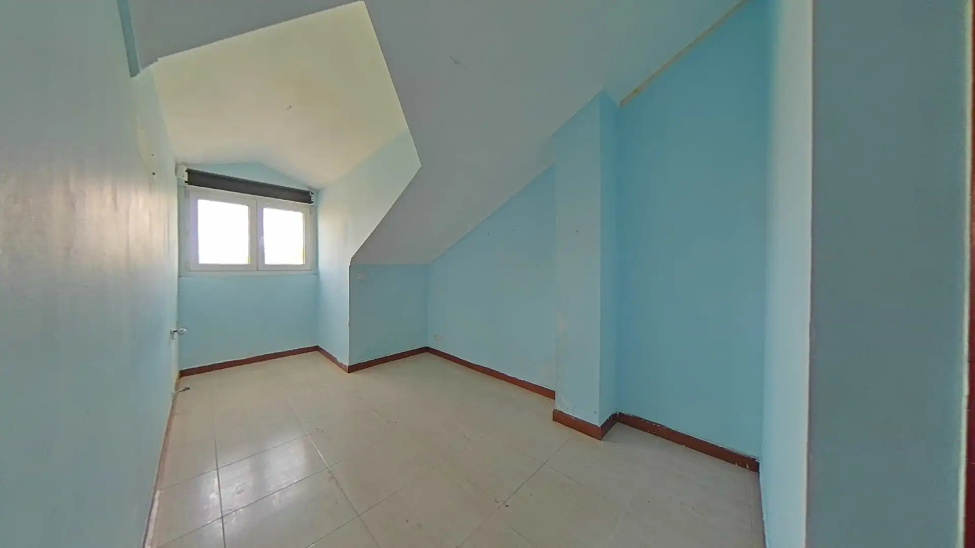 Habitación de Piso en venta en Hazas de Cesto con Balcón