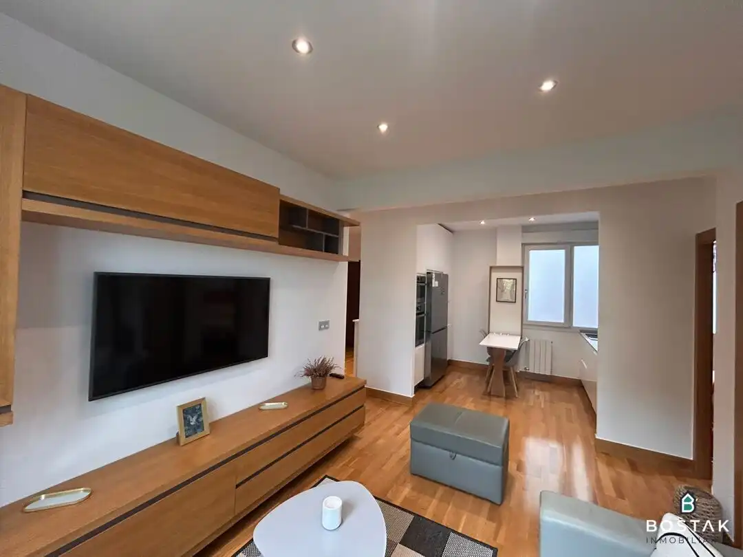 Sala de estar de Piso de alquiler en Bilbao  con Calefacción, Horno y Lavadora