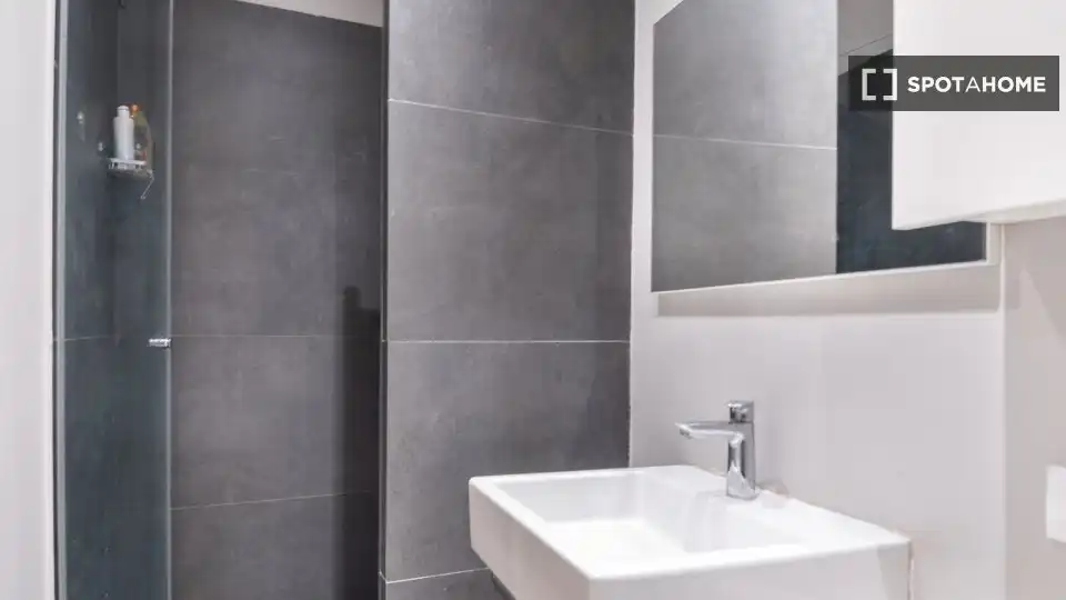 Flat with terrace to rent in Ciutat Vella, imagen 18