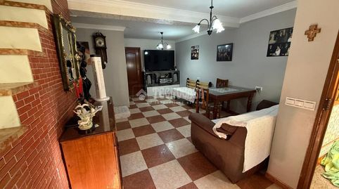 Foto 4 de Casa adosada en venta en Torre Cruz - Los Molinos, Utrera