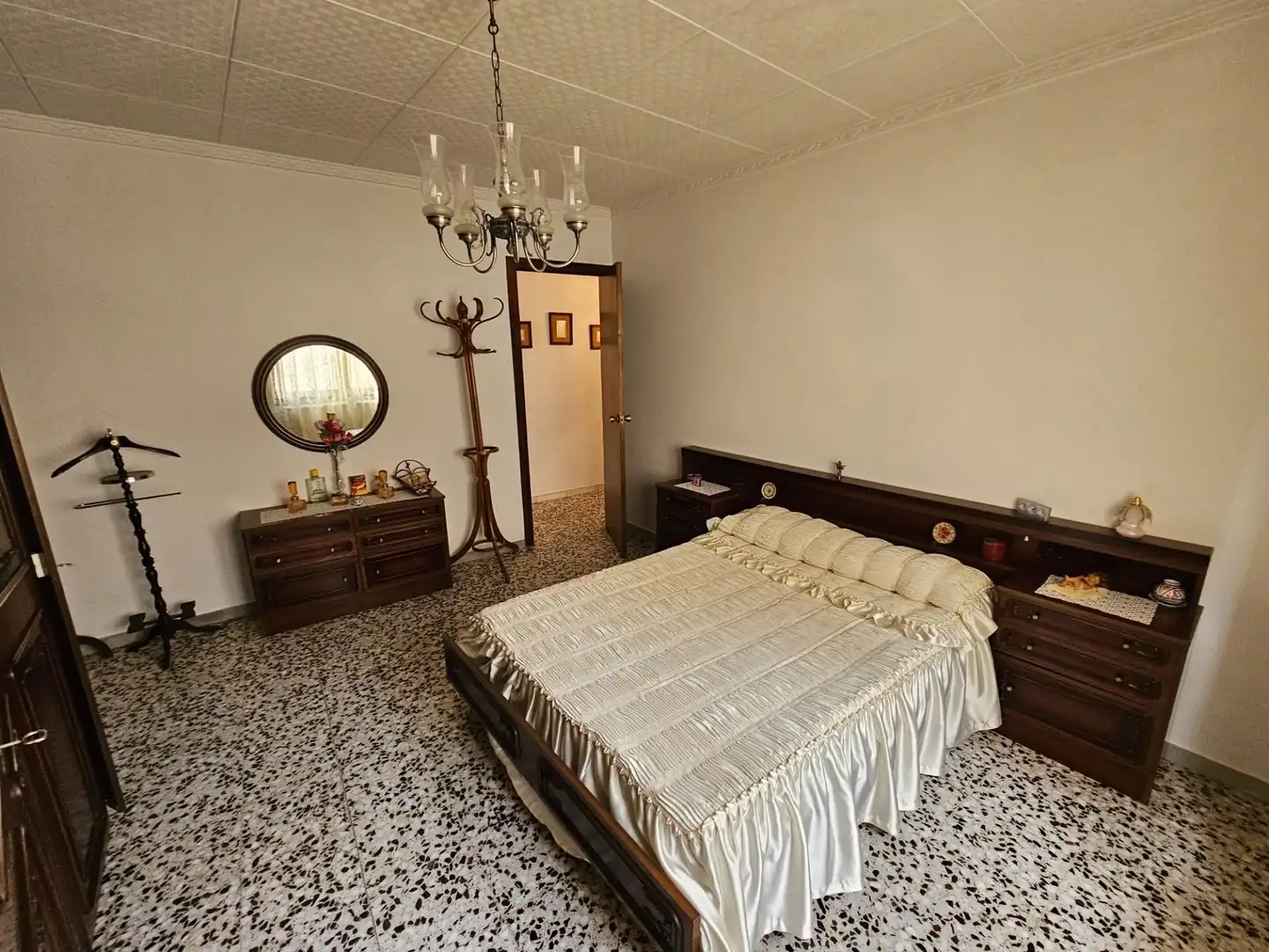 Habitación de Casa o chalet en venta en Granyena de les Garrigues con Calefacción, Trastero y Balcón