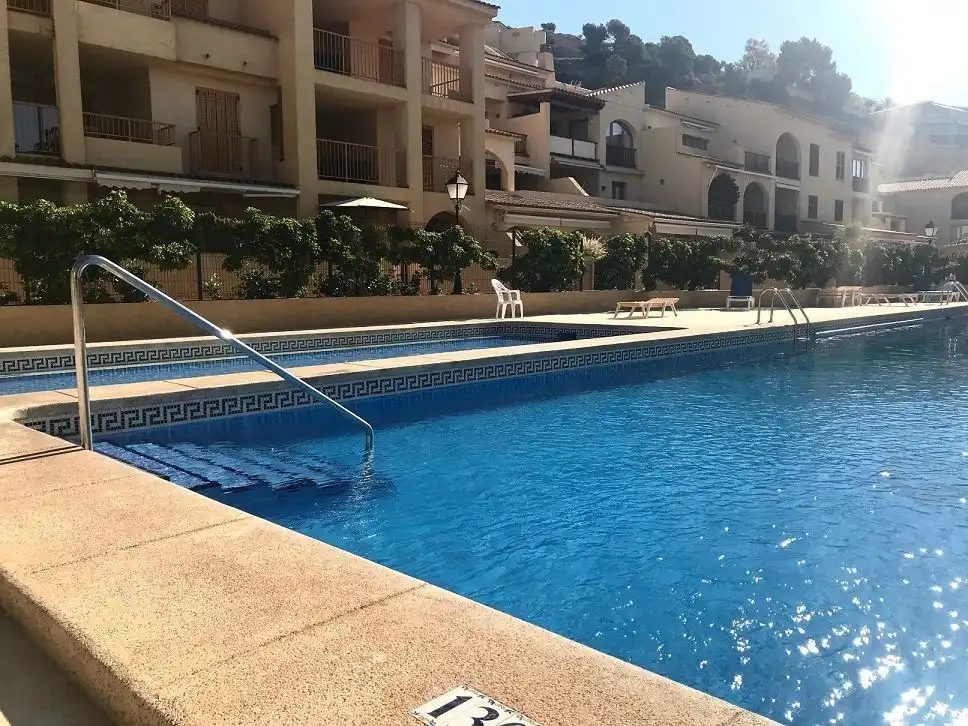 Piscina de Apartamento de alquiler en Altea con Aire acondicionado, Calefacción y Terraza