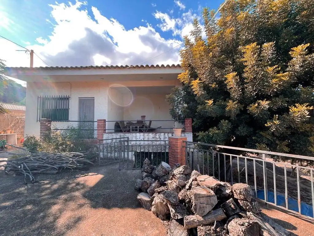 Vista exterior de Residencial en venta en Náquera
