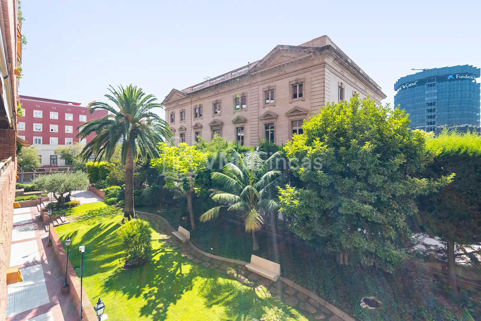 Außenansicht von Wohnung zur Miete in Barcelona mit Klimaanlage, Heizung und Terrasse