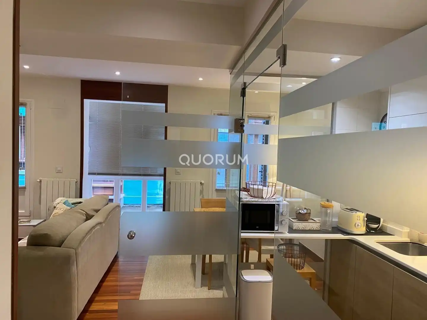 Appartement avec ascenseur à louer à Calle Calle Víctor Chávarri