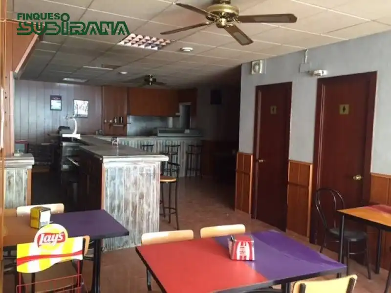 Local commercial à louer à Vilanova del Camí, imagen 4