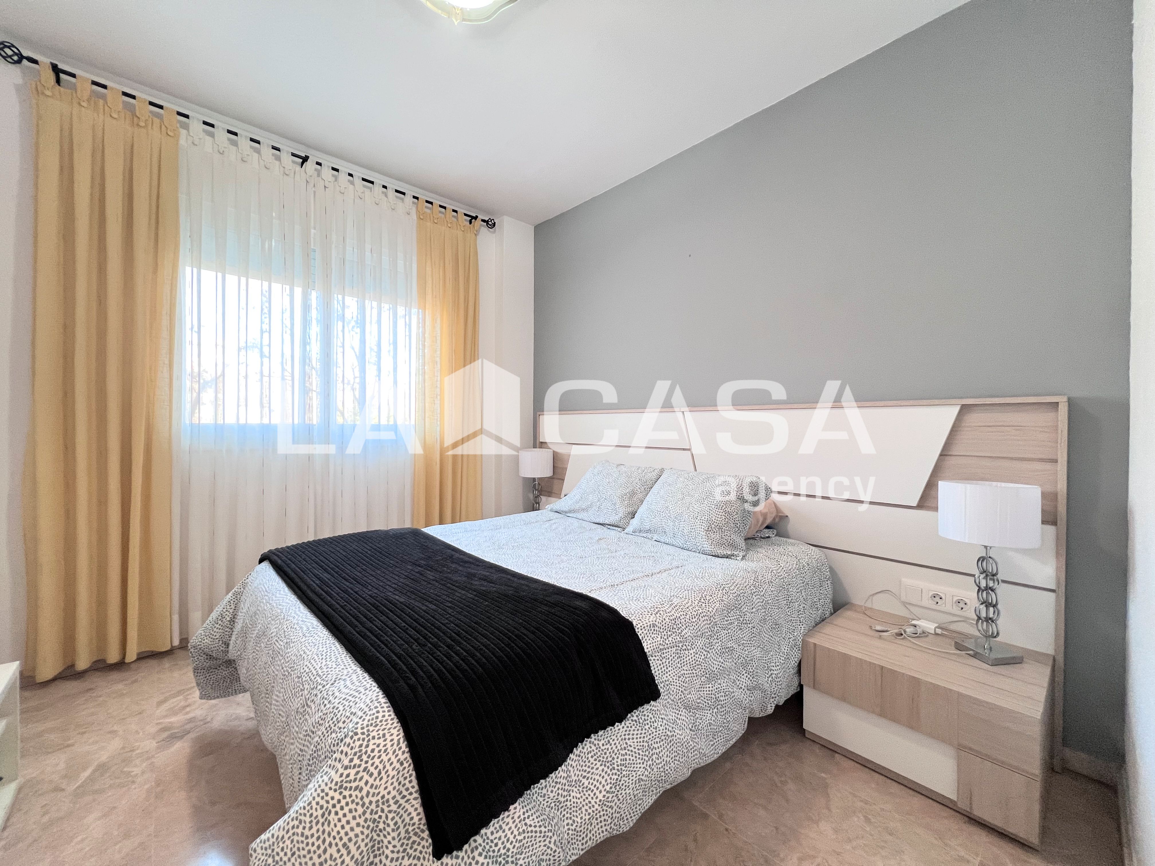 Bedroom of Flat for sale in Badalona  with Heating and Balcony