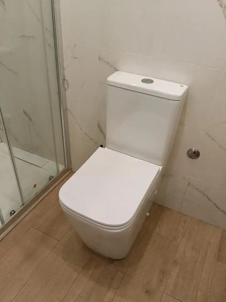 Bany de Estudi en venda en Madrid amb Aire condicionat, Calefacció i Moblat