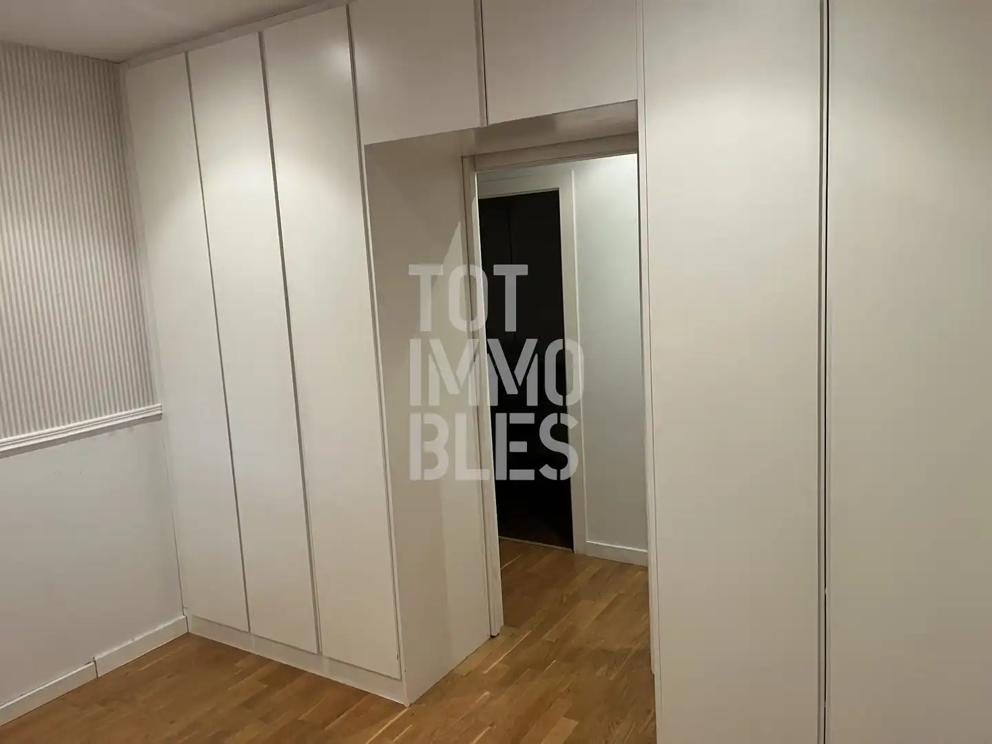 Habitación de Planta baja en venta en Girona con Aire acondicionado y Calefacción
