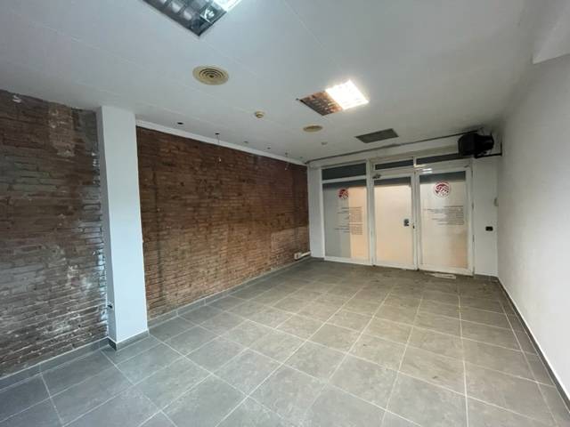 Local comercial en Venta en Carrer de Sant Antoni Maria Claret en El Camp d'en Grassot i Gràcia Nova