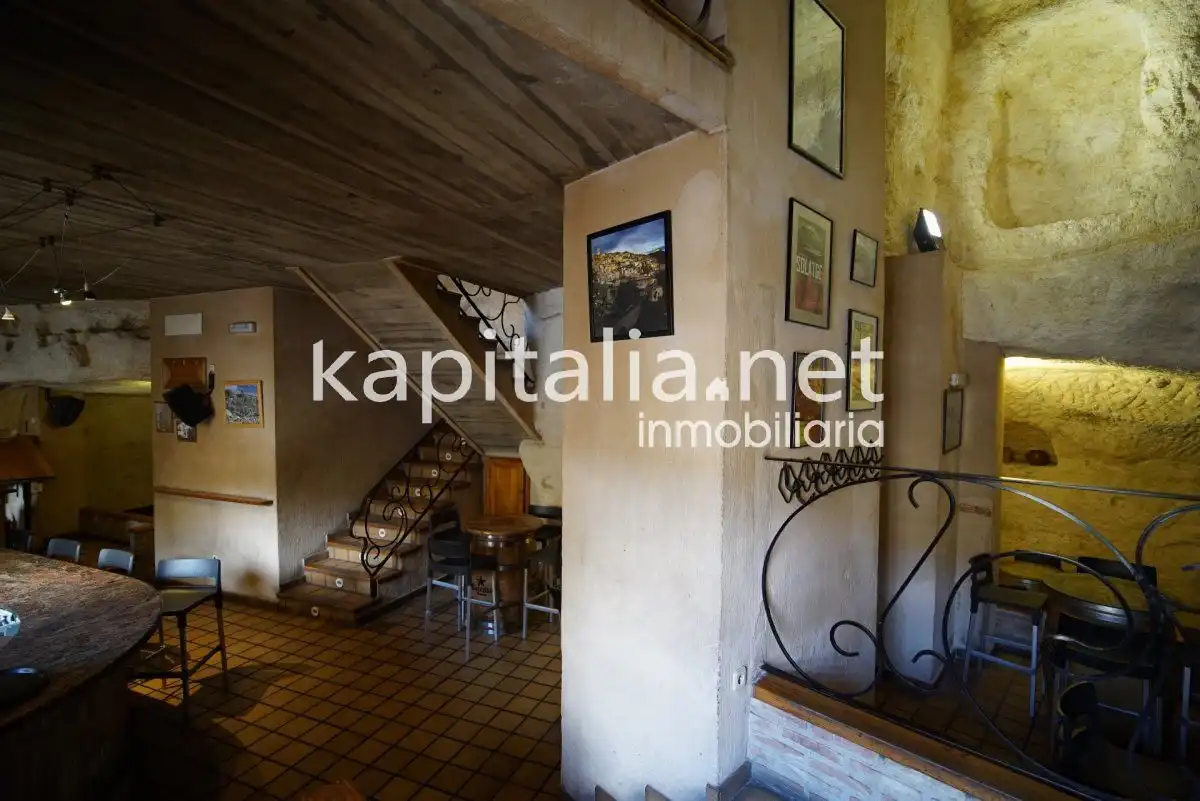 Commercial properties for sale in Bocairent  with Air Conditioner and Furnished