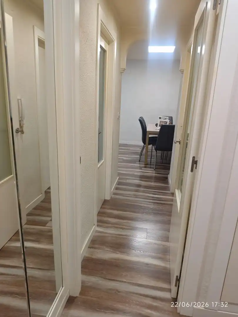 Flat for sale in Valencia  with Air Conditioner and Parquet flooring