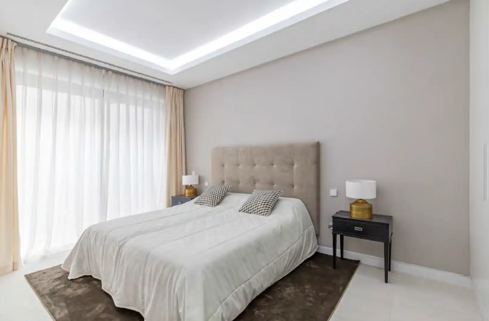 Dormitori de Casa o xalet de lloguer en Marbella amb Aire condicionat, Jardí privat i Terrassa