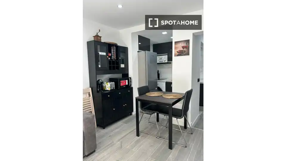Piso con terraza en alquiler en Centro, imagen 4