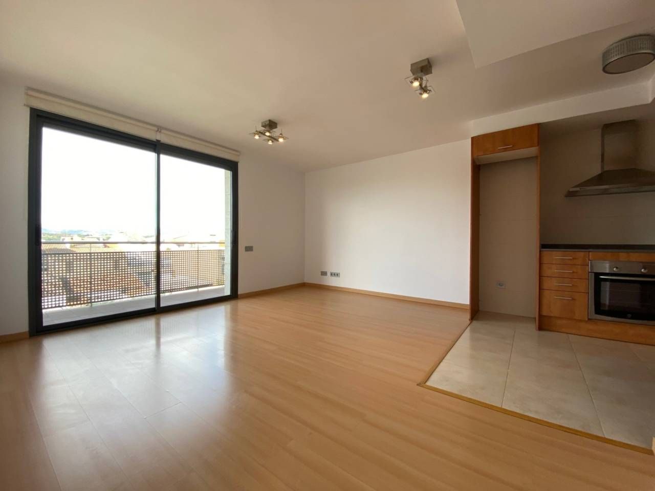 Living room of Flat for sale in Les Franqueses del Vallès  with Air Conditioner, Heating and Parquet flooring
