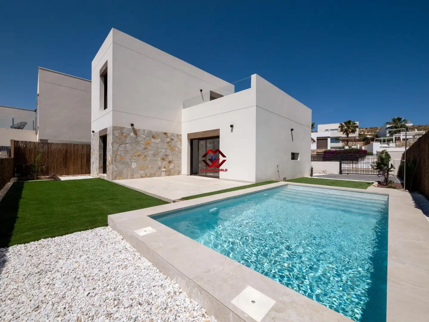 Chalet con piscina en venta en Algorfa
