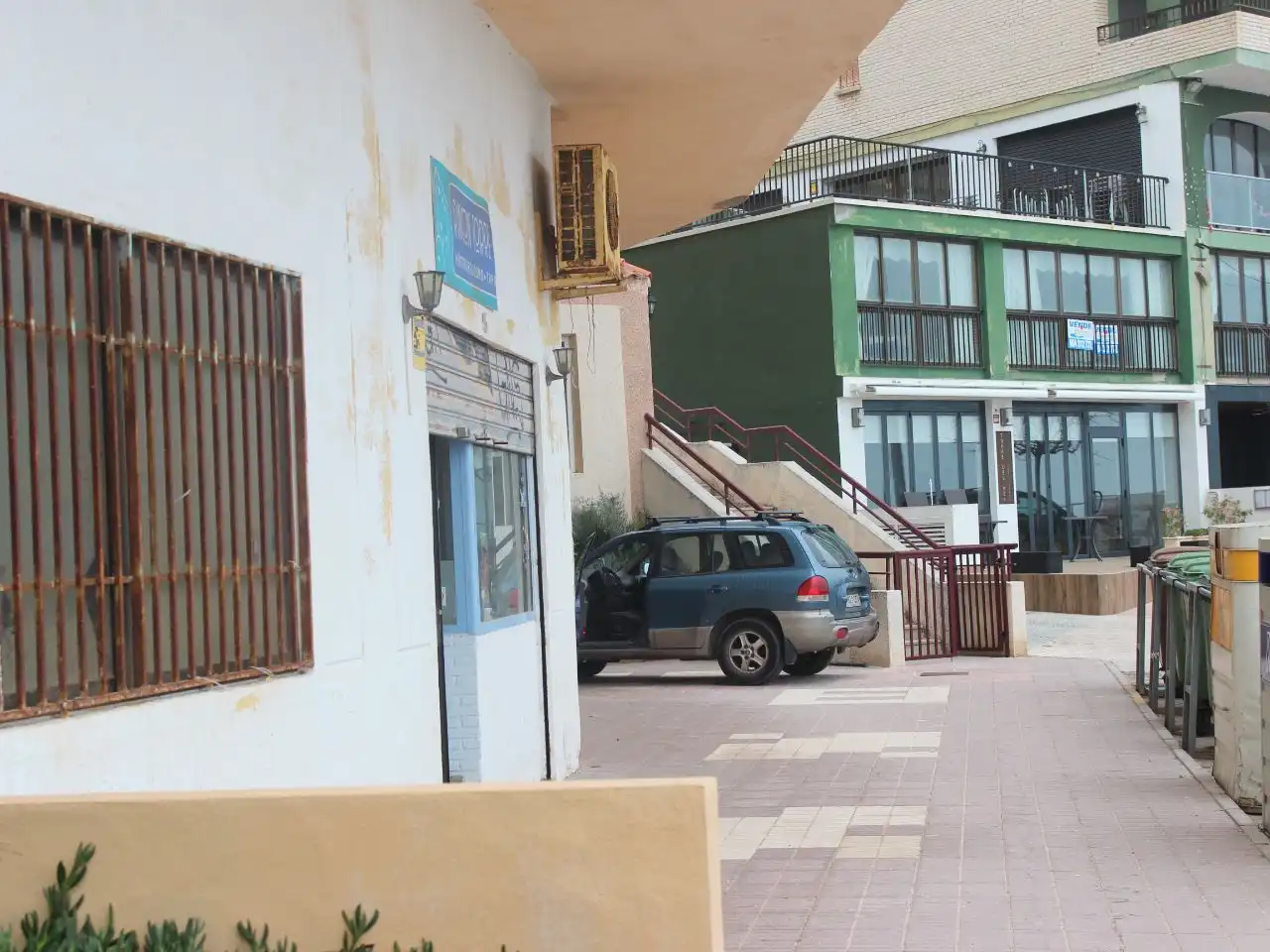 Vista exterior de Local en venta en Oropesa del Mar / Orpesa con Terraza