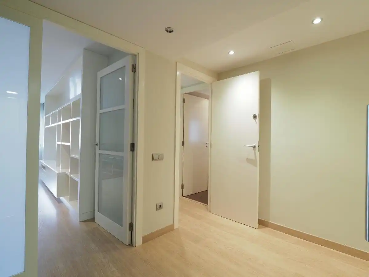 Wohnung zur Miete in Reus mit Klimaanlage, Heizung und Parkett
