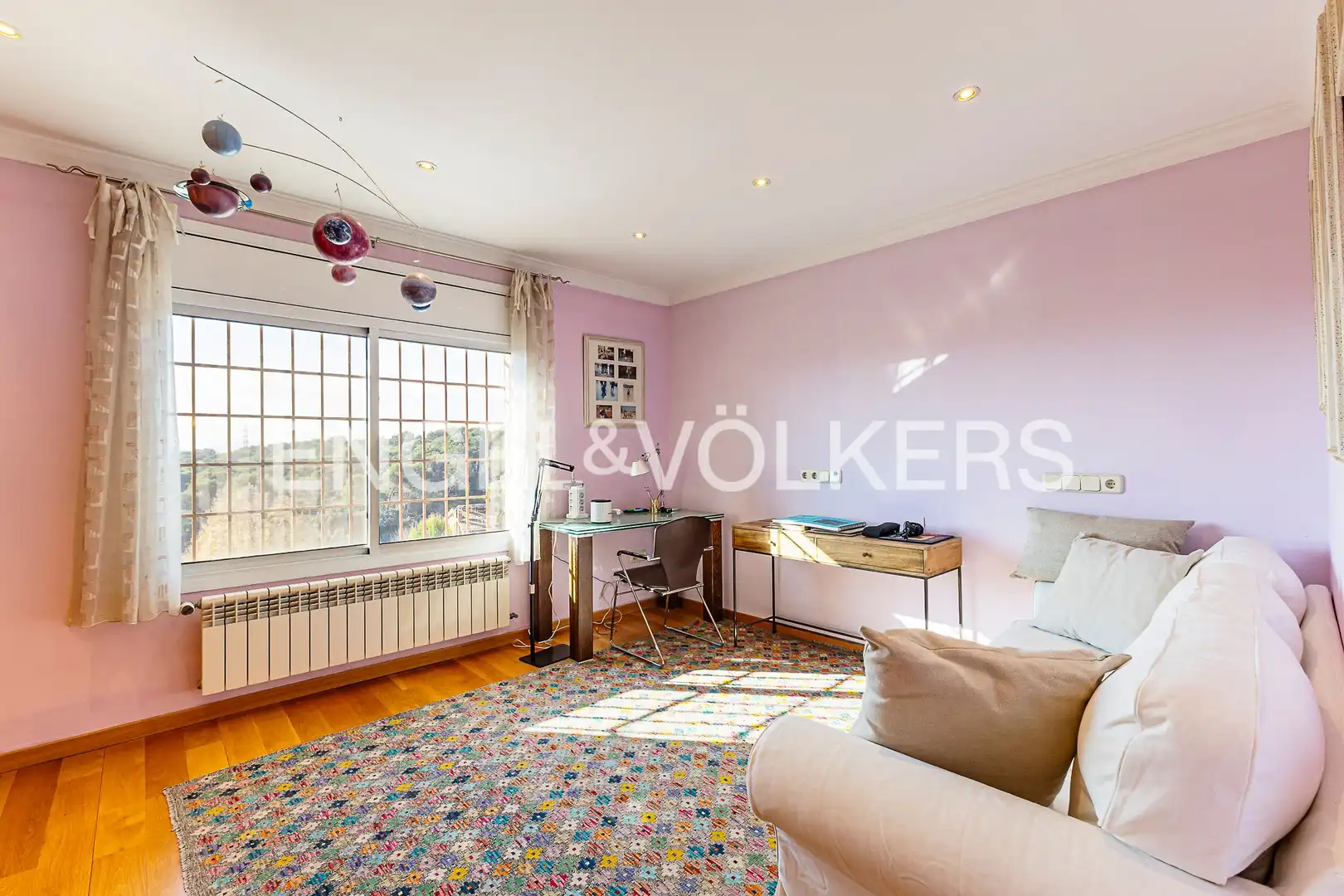 Exterior view of Houses for sale in Cerdanyola del Vallès  with Air Conditioner, Heating and Private garden