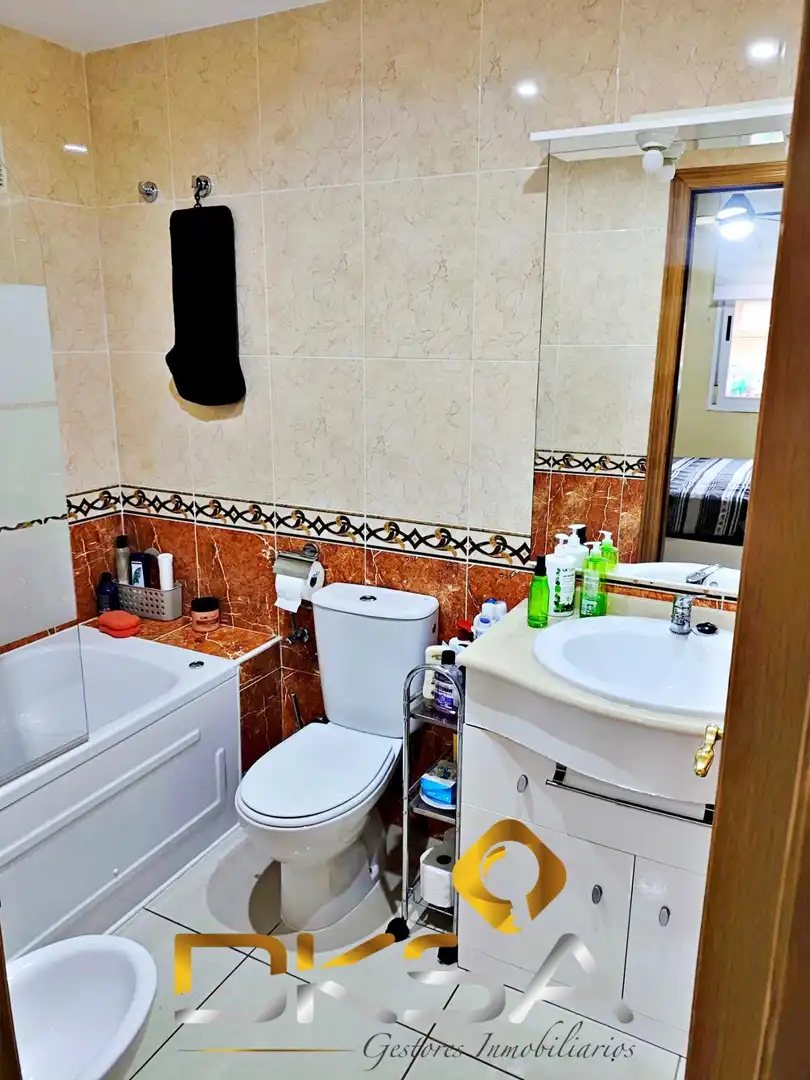 Apartment with pool for sale in Calle AMPLARIES, imagen 25