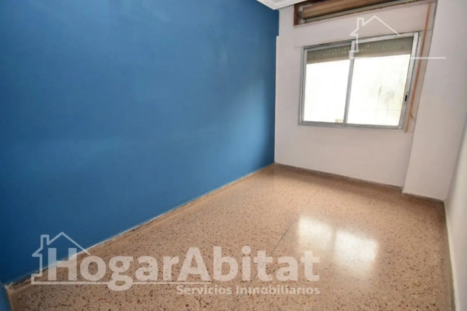 Habitación de Piso en venta en Vila-real con Amueblado y Balcón