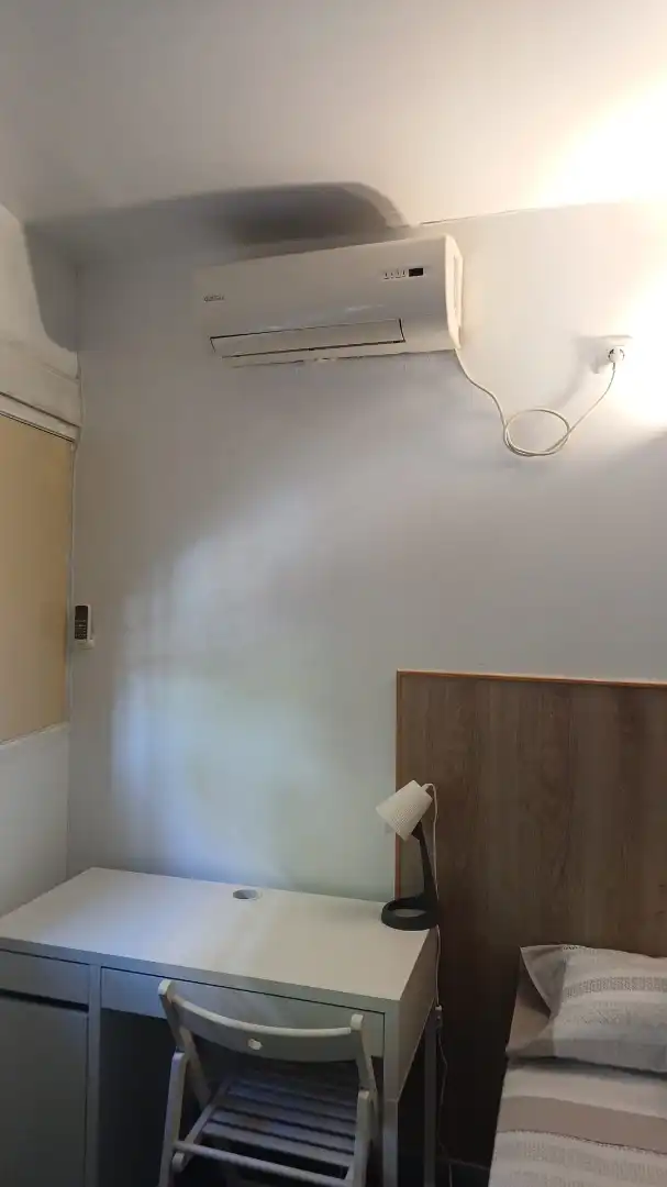 Bedroom of Flat for share in Norte 