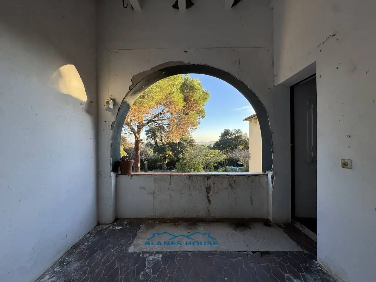 Vista exterior de Finca rústica en venda en Tordera amb Jardí privat
