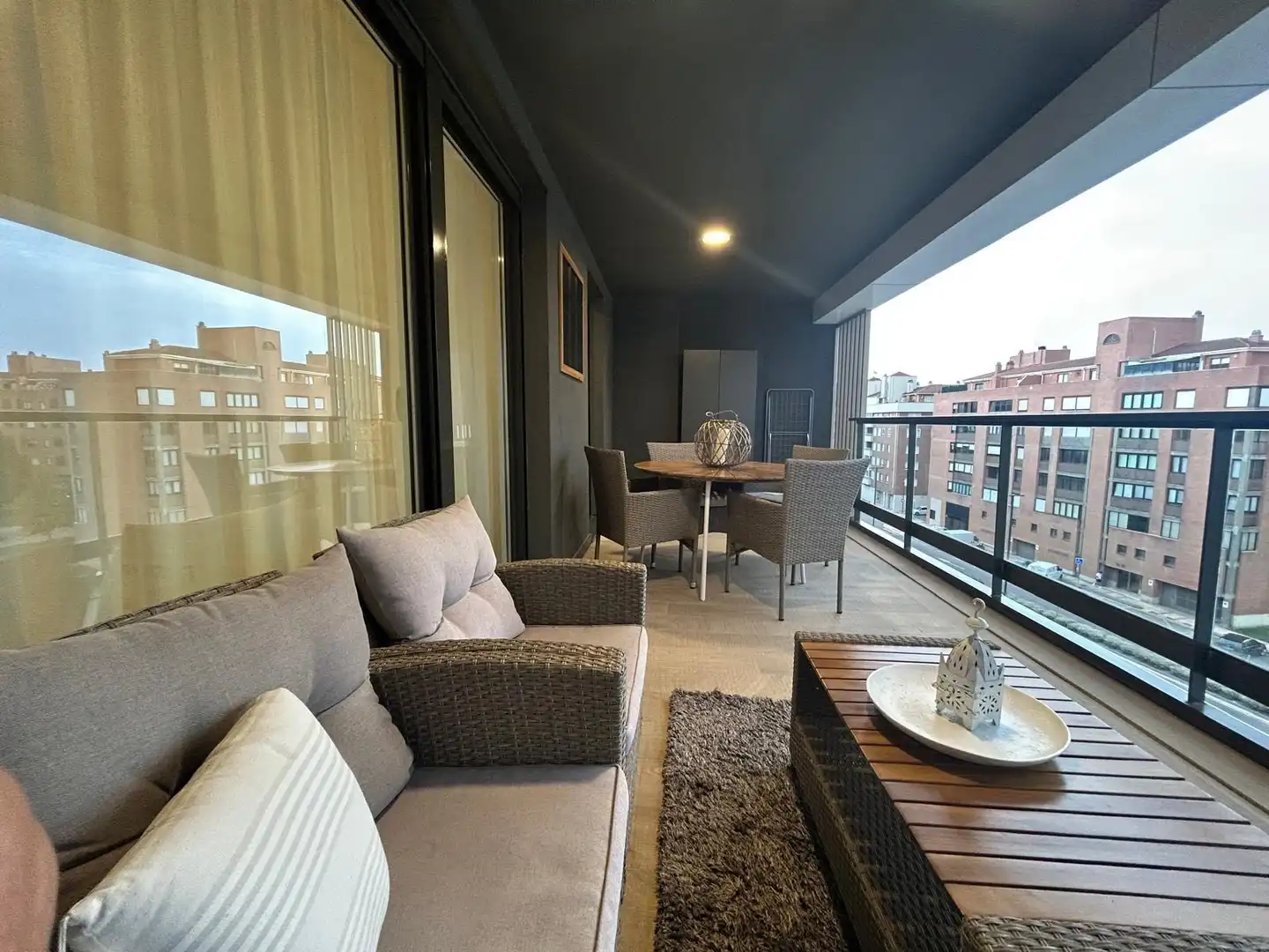 Terrace of Flat for rent in Chantrea