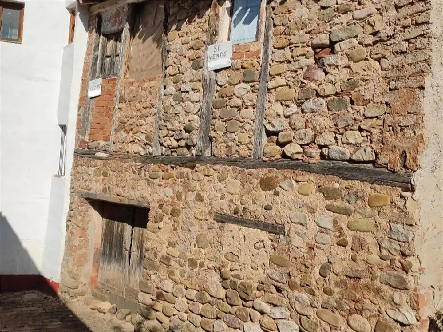 Vista exterior de Pis en venda en Castroviejo