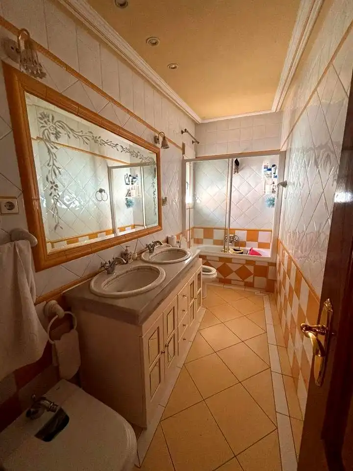 Bathroom of Detached homes for sale in Madrid  with Air Conditioner, Heating and Terrace