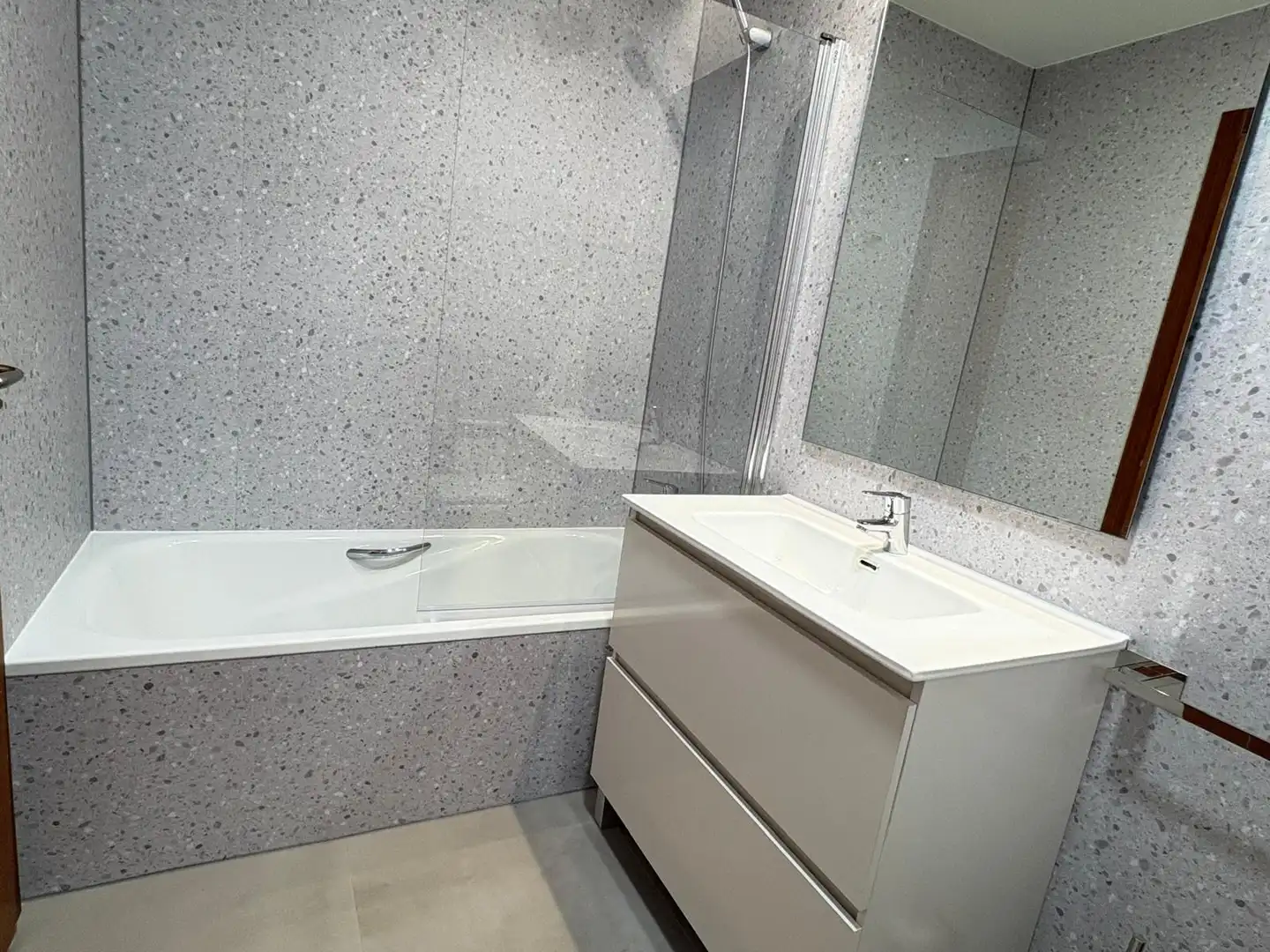 Baño de Piso en venta en Villanueva de la Cañada con Aire acondicionado, Calefacción y Parquet