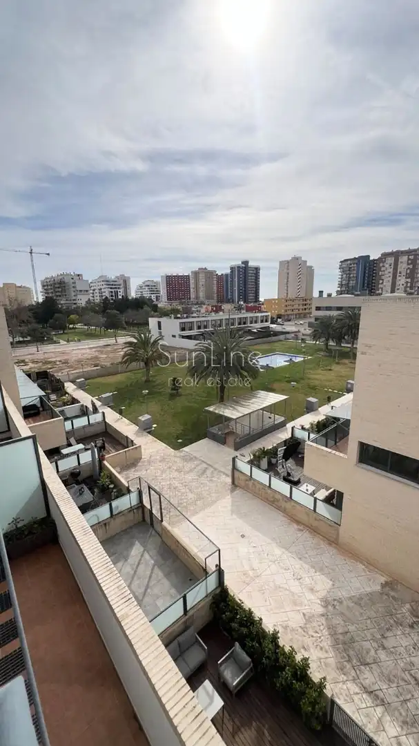 Vista exterior de Casa adosada de alquiler en Massamagrell con Aire acondicionado, Terraza y Trastero