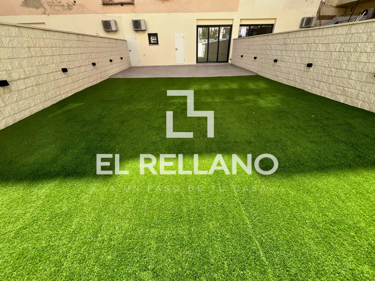 Terraza de Piso en venta en Badalona con Aire acondicionado, Calefacción y Jardín privado