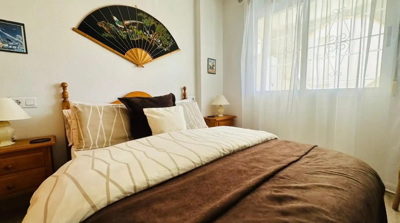 Dormitori de Apartament en venda en Torrevieja amb Moblat i Piscina comunitària