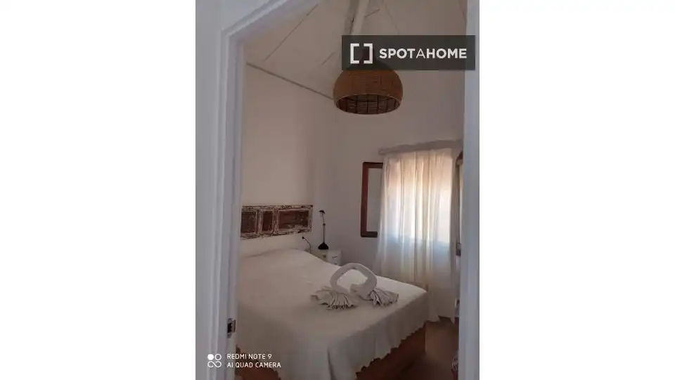 Dormitori de Apartament per a compartir en Mijas amb Aire condicionat, Terrassa i Moblat