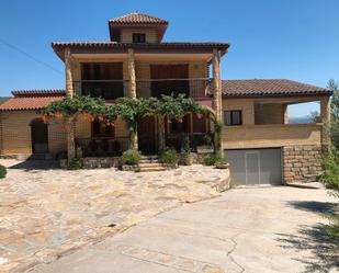 Vista exterior de Casa o xalet en venda en Olba amb Aire condicionat, Terrassa i Balcó