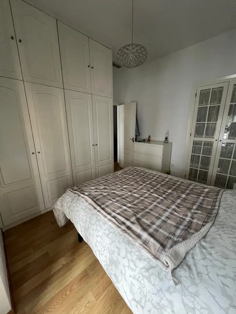 Habitación de Apartamento de alquiler en Sevilla con Aire acondicionado, Terraza y Amueblado