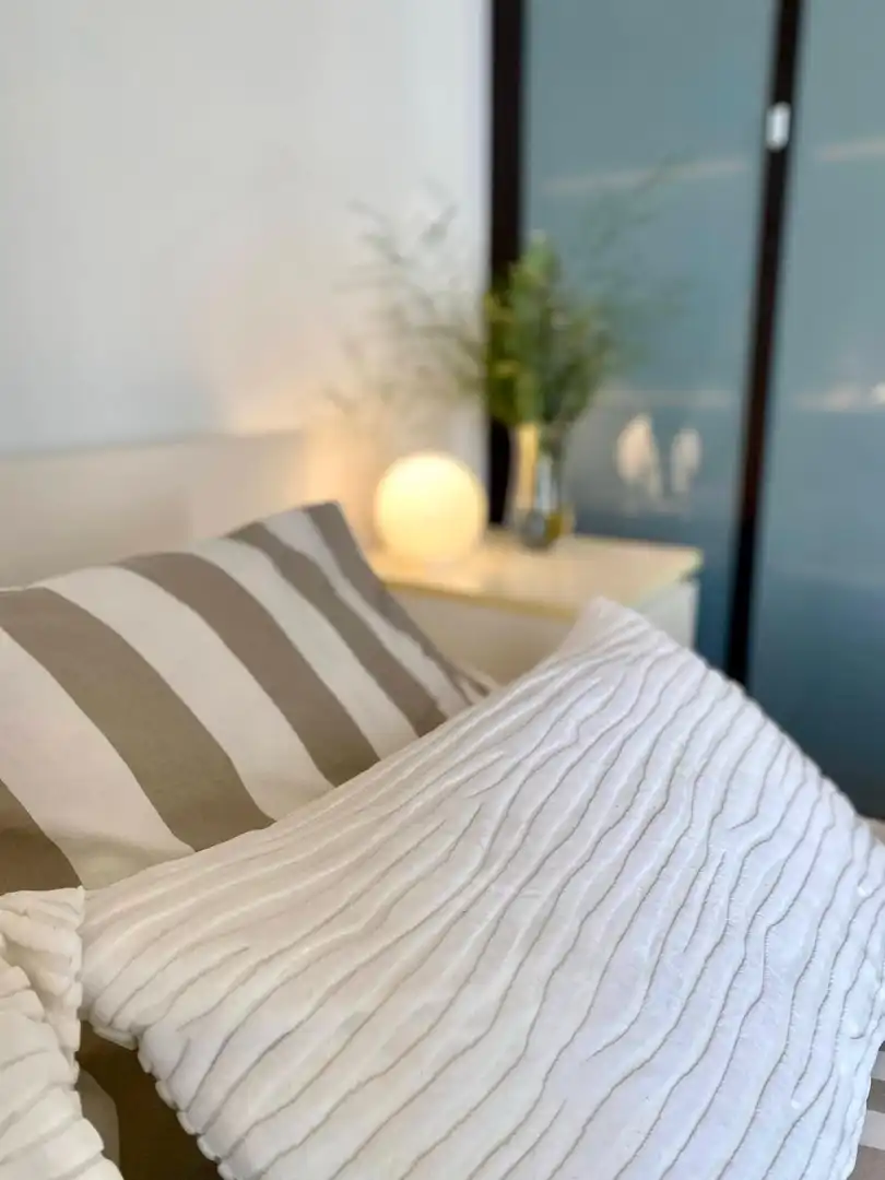 Bedroom of Apartments for sale in Valencia  with Air Conditioner, Heating and Furnished