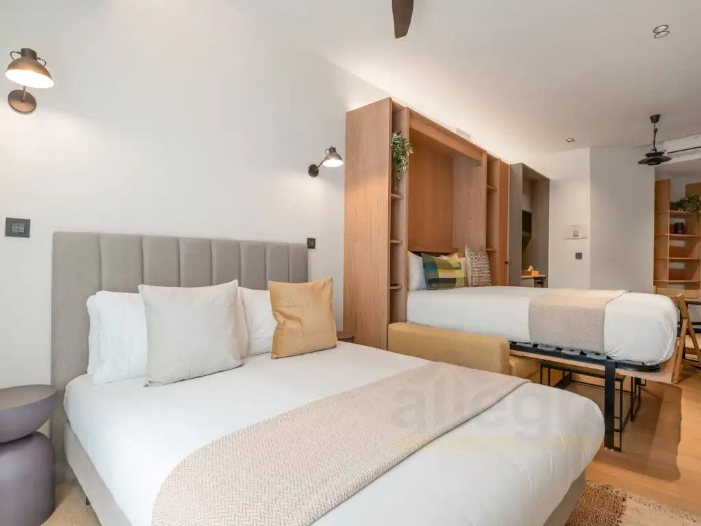 Bedroom of Commercial properties for sale in Puente de Vallecas